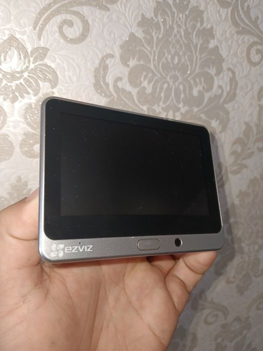 Срочно продам оригинал беспроводной смарт глазок