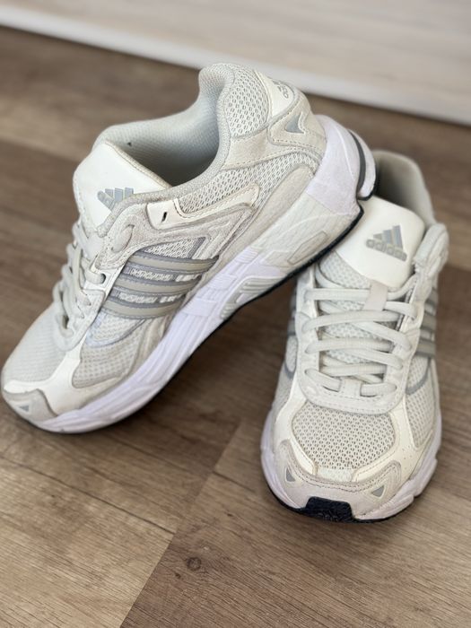 Дамски маратонки/Спортни обувки Adidas