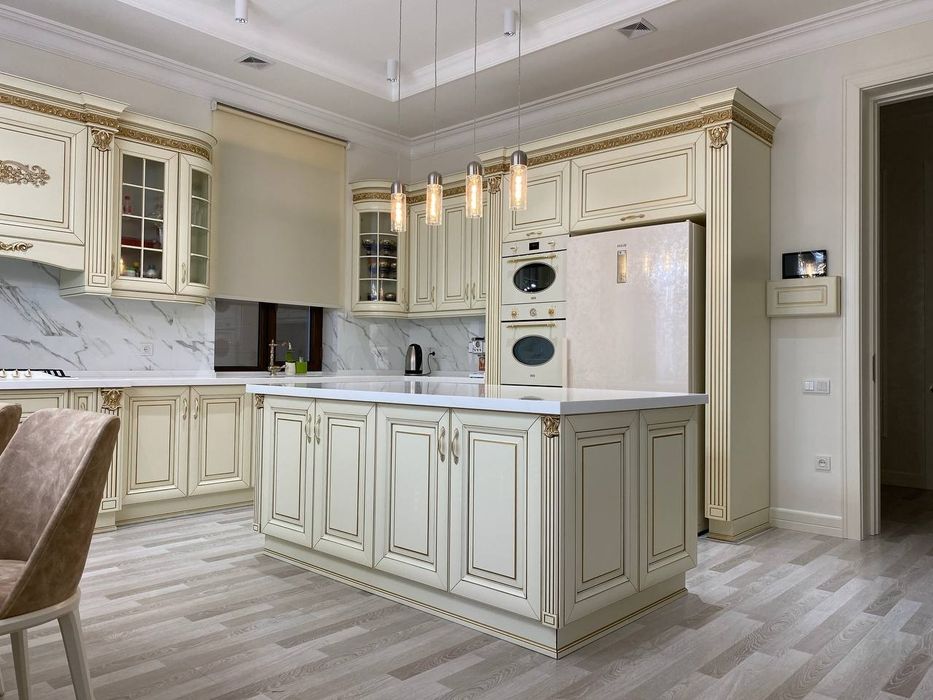 кухне мебель неоклассика