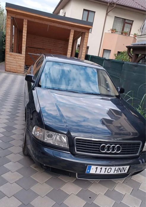 Se vinde audi A8 3.7 benzina rog sa nu deranjati inutil. Pretul este in roni