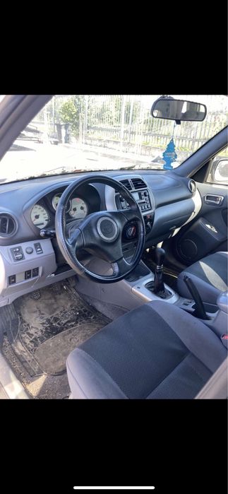 Toyota Rav4 на части