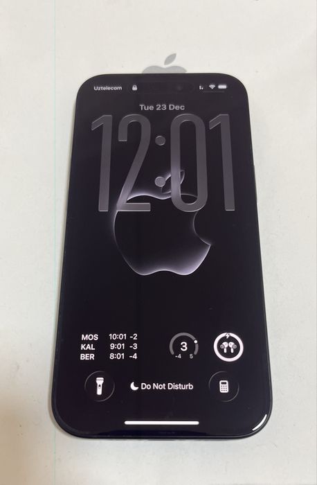 Apple Gift Box: iPhone 15 + MacBook Air M1 + AirPods Pro 2