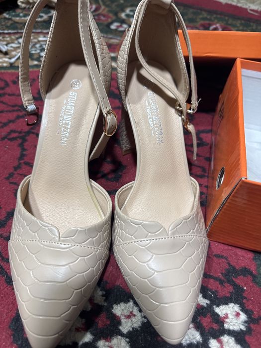 Новые туфли, молочный 37 размер