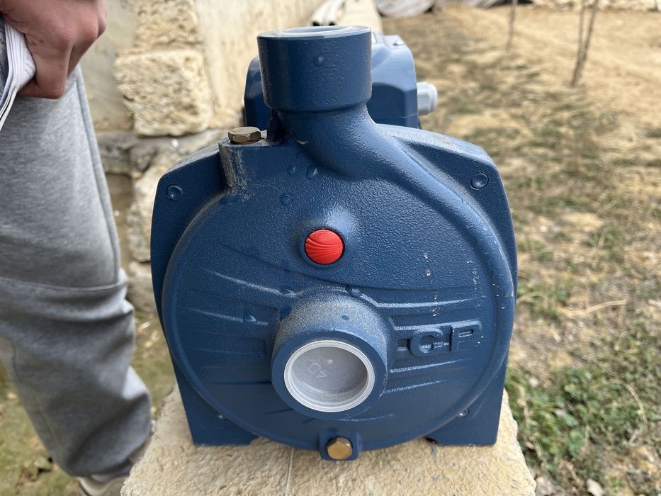 Насос водиной продается