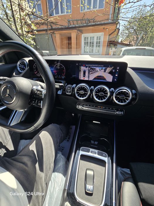 MERCEDES GLA de vinzare