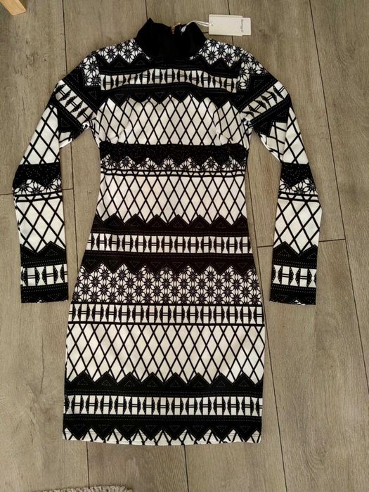 НОВО! Еластична рокля , размер С