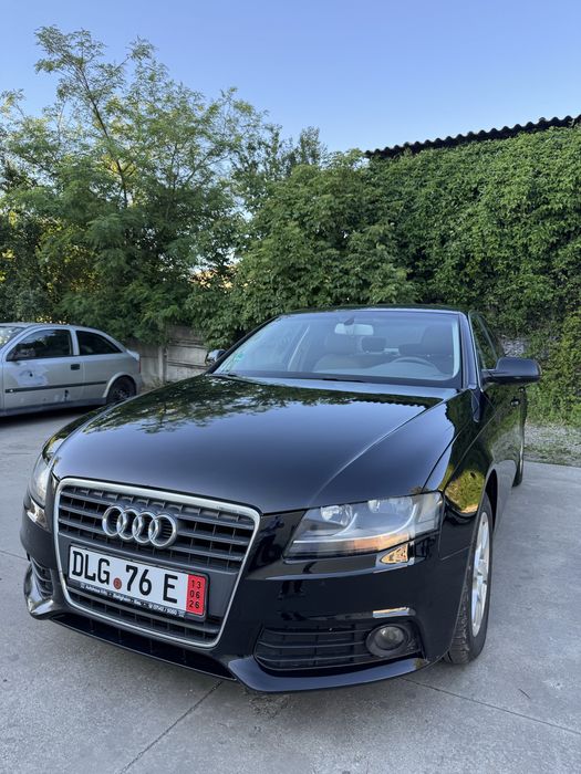 AUDI A4 B8 chrome line