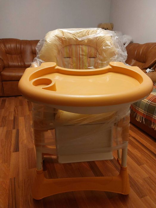 Scaun de masa pliabil pentru bebelusi si copii