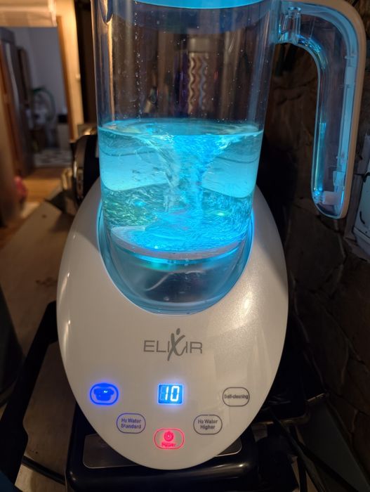 H2 water+magnetic water. Apa hidrogenata