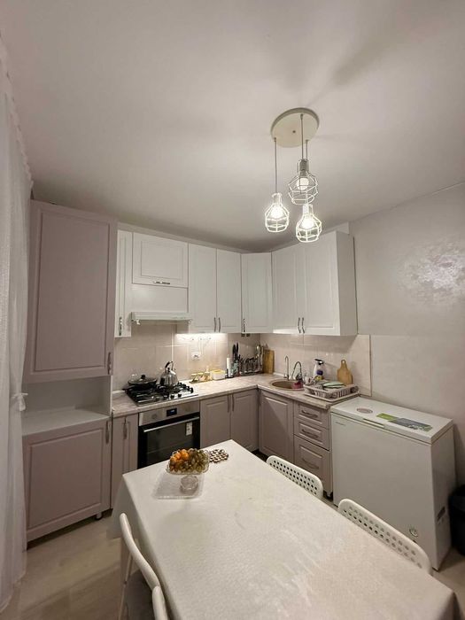 продам 2 ком район Бирлик