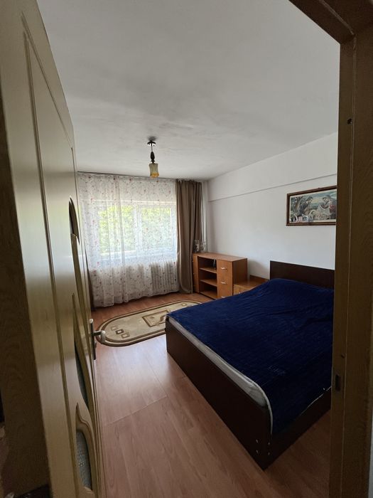 Apartament 3 camere 73 mp utili, etaj 1, 2 băi – Zona Dincă, Vulcan