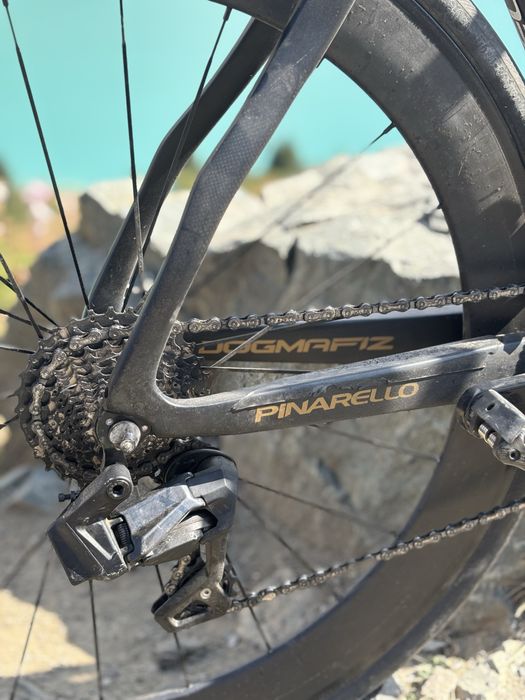 Шоссейник Pinarello Dogma