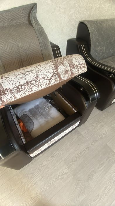 Продам мягкий уголок