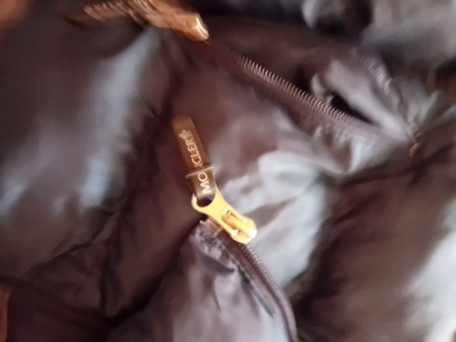 Яке  детско Moncler