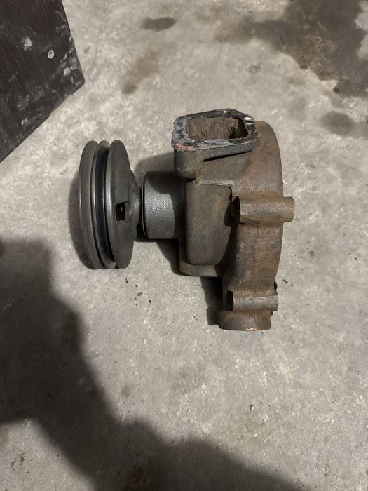 Водяной насос на КамАЗ «помпа»