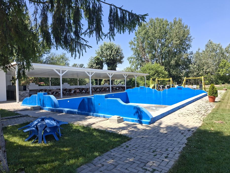 Strand   Sala Evenimente   Pensiune    Restaurant