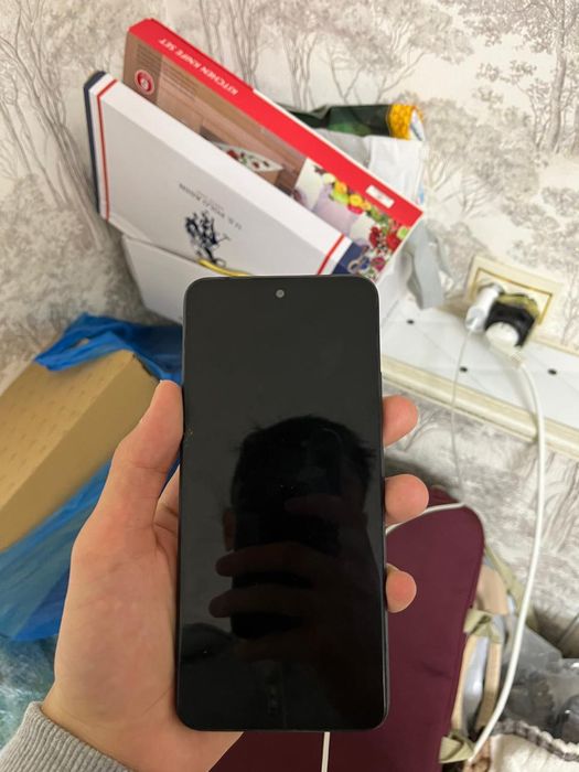 Redmi 12 вроде Note