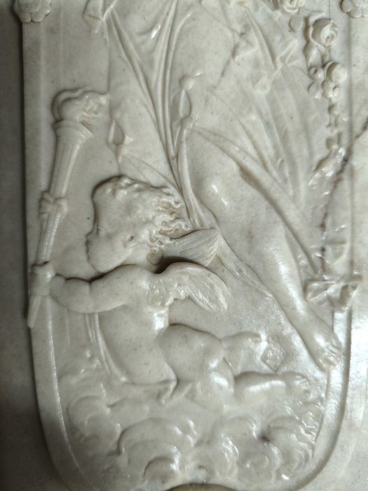 Продавам оригинален мраморен релеф на съня и смъртта Уилям Уайон