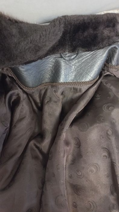 Продаю шубу мутон