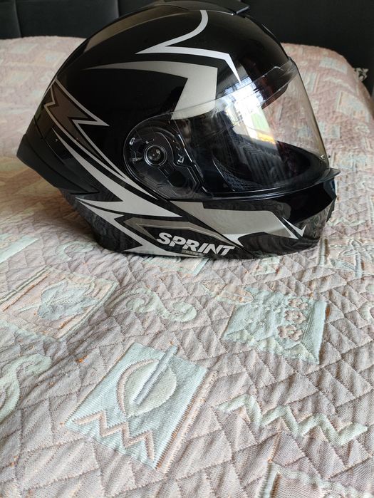 Мотошлем для байкера