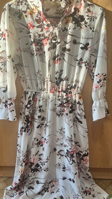 Продаю платье летний