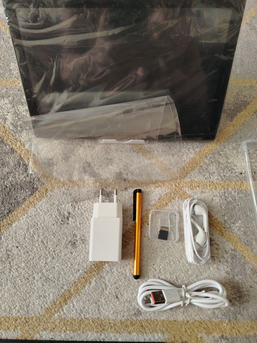 Электроника:планшет.