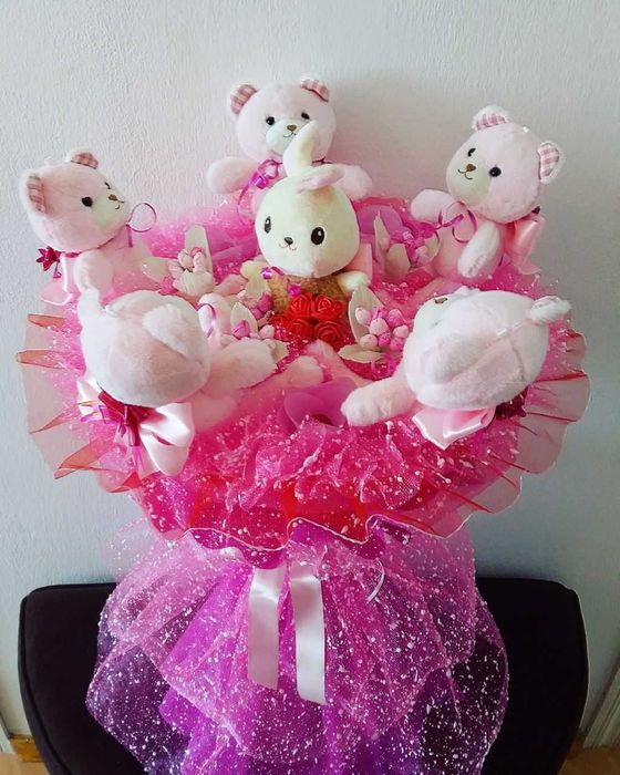 Игрушки в букете