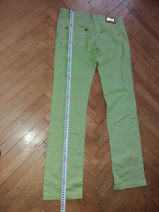 Зелени панталон запазен