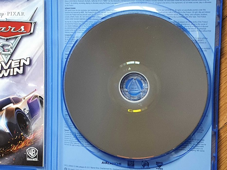 Перфектен диск с Cars 3 Driven to Win PS4 Playstation 4 Плейстейшън