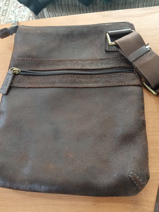 Продам сумку из натуральной кожи.