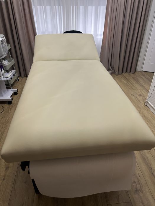 Vand pat de cosmetica