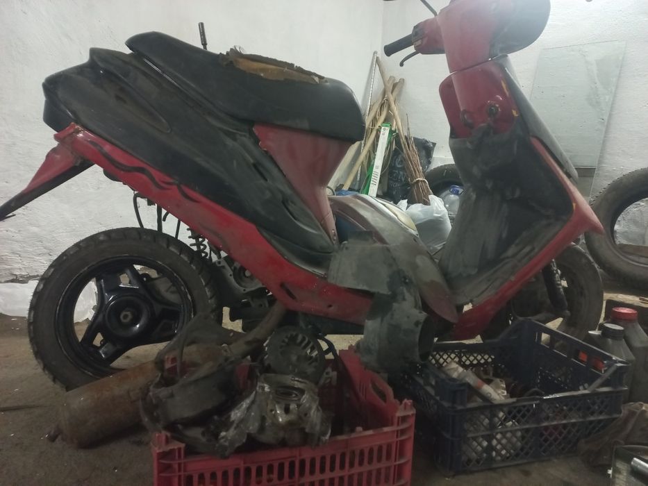 Продам скутер хонда дио27