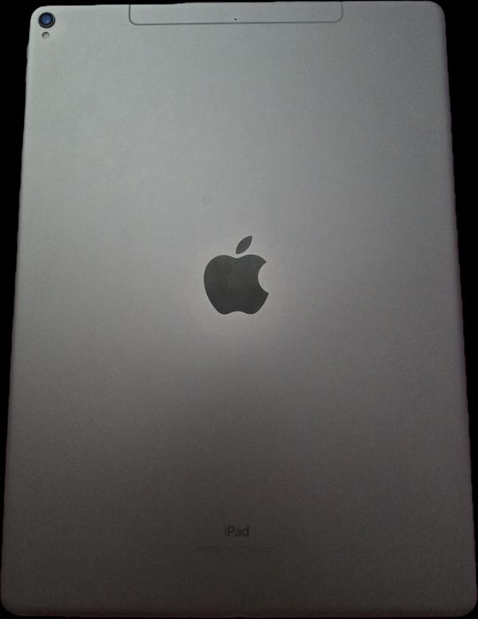 Vand Apple Ipad Pro - Model A1671, Gen 2, 12.9 inch