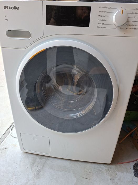 Пералня MIELE W1