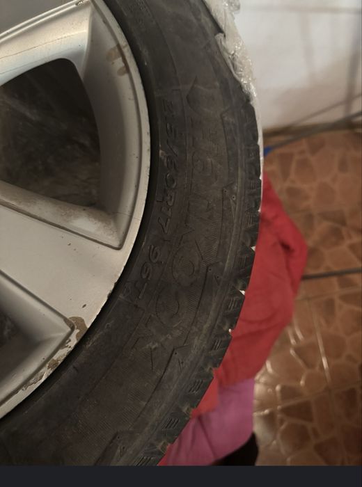 Резина 215/60/R17