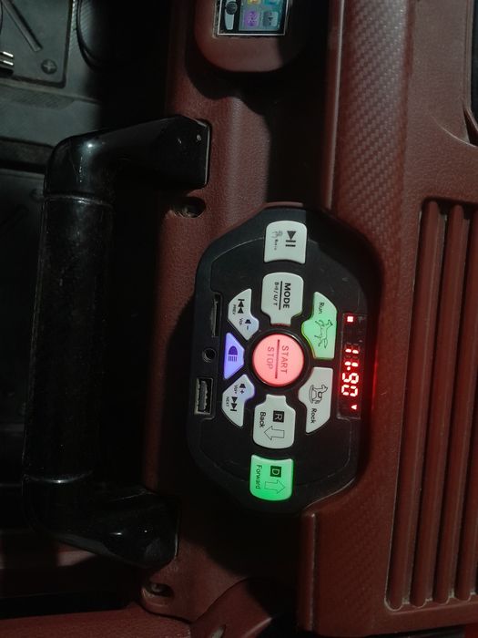 Bolalar uchun elektr Jeep 4x4 | Bluetooth | Yangi batareya