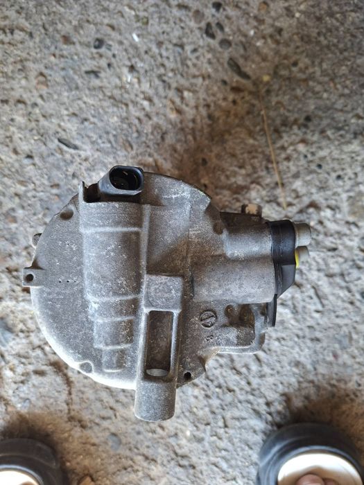 Компресор Denso DCP32045