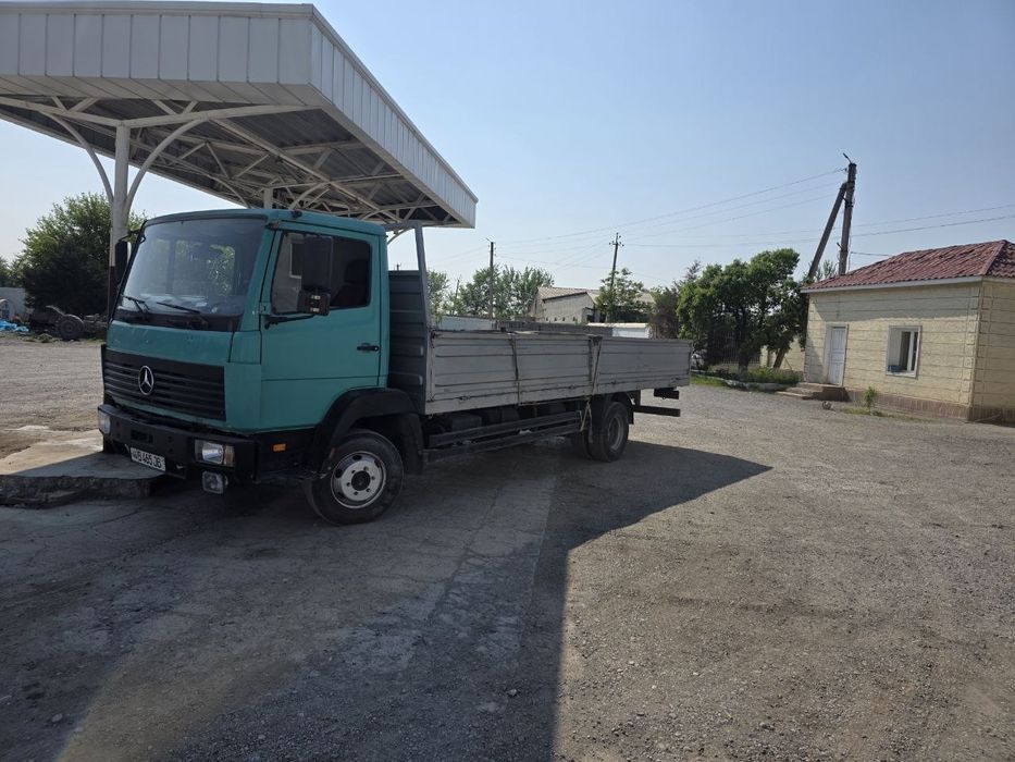 Mers Atego   817