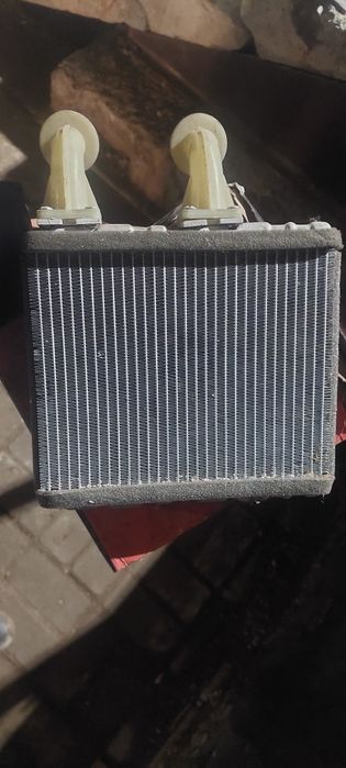 Продам радиатор печки новую