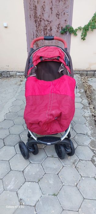 Детская коляска  Graco