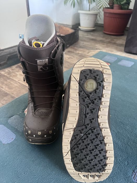 Обувки за сноуборд Burton