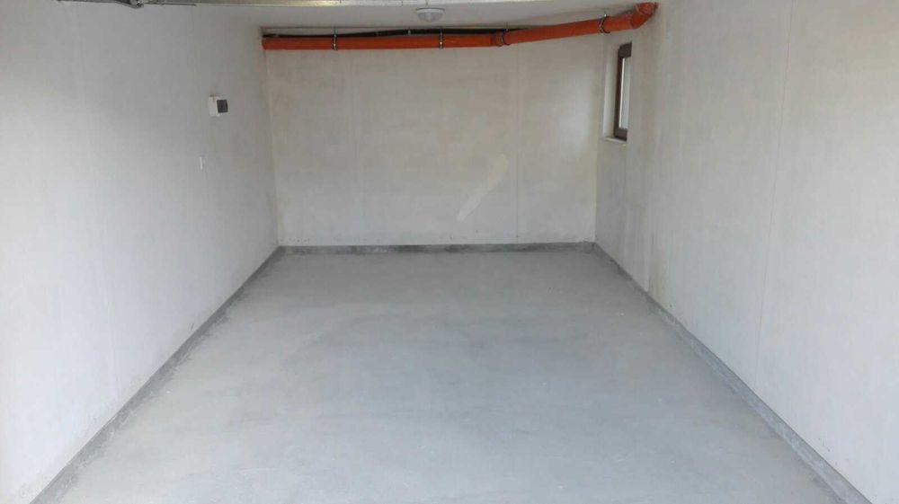 Дава се под наем Гараж / Паркомясто в Пловдив, Коматевски възел - 19 кв.м за 71.4 € - Снимка #2