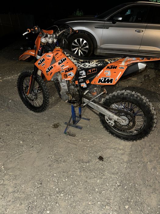 De vanzare KTM EXC 400  2007 in stare impecabila