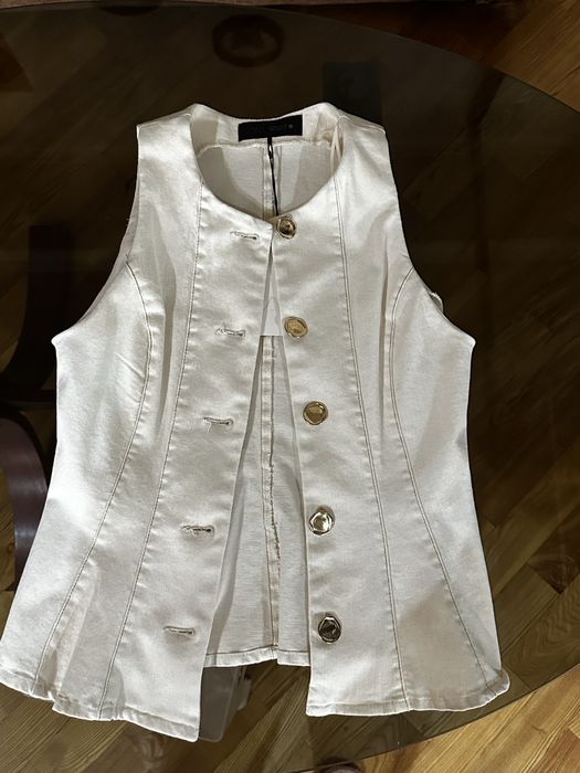 Жилетка Zara размер M