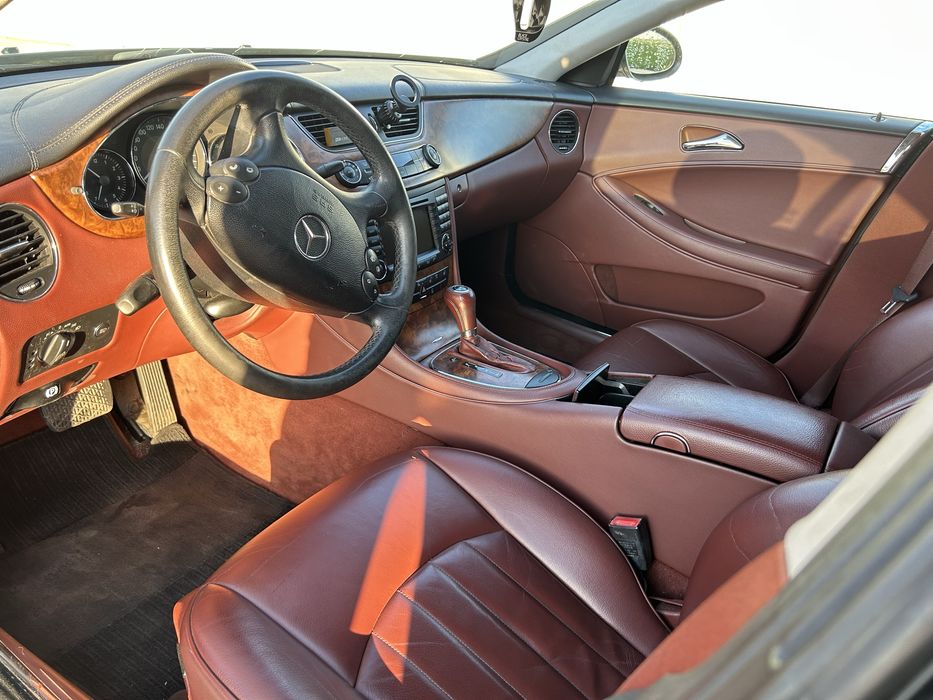 Mercedes Benz CLS 320