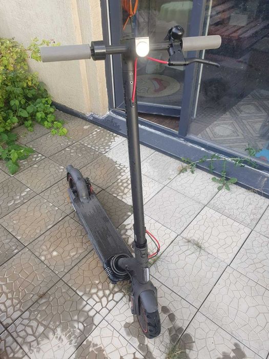 Электросамокат Xiaomi Electric Scooter 4 Pro