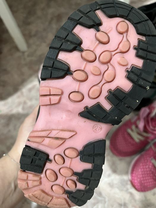 Обувь на весну в хорошем состояние