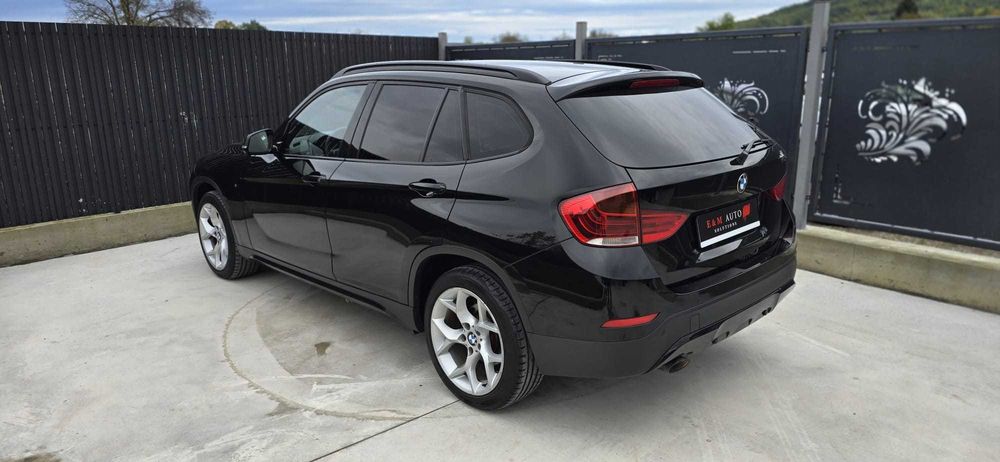 BMW X1 X-drive18d Automat. Sport Line