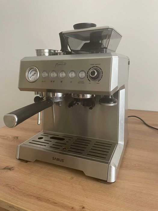 Set cafea: Espressor Samus + râșniță SilverCrest (conical burr)