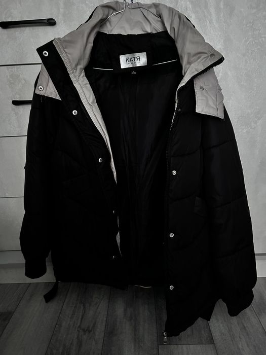 Продам демисезонную куртку